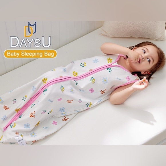 Daysu White and Colorful Baby SleepSack Wearable Blanket Size M 6 to 12 Months - Picture 1 of 5